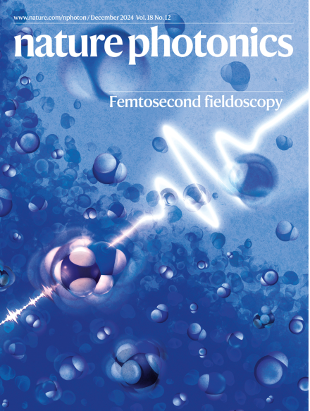 <i>Nature Photonics</i>